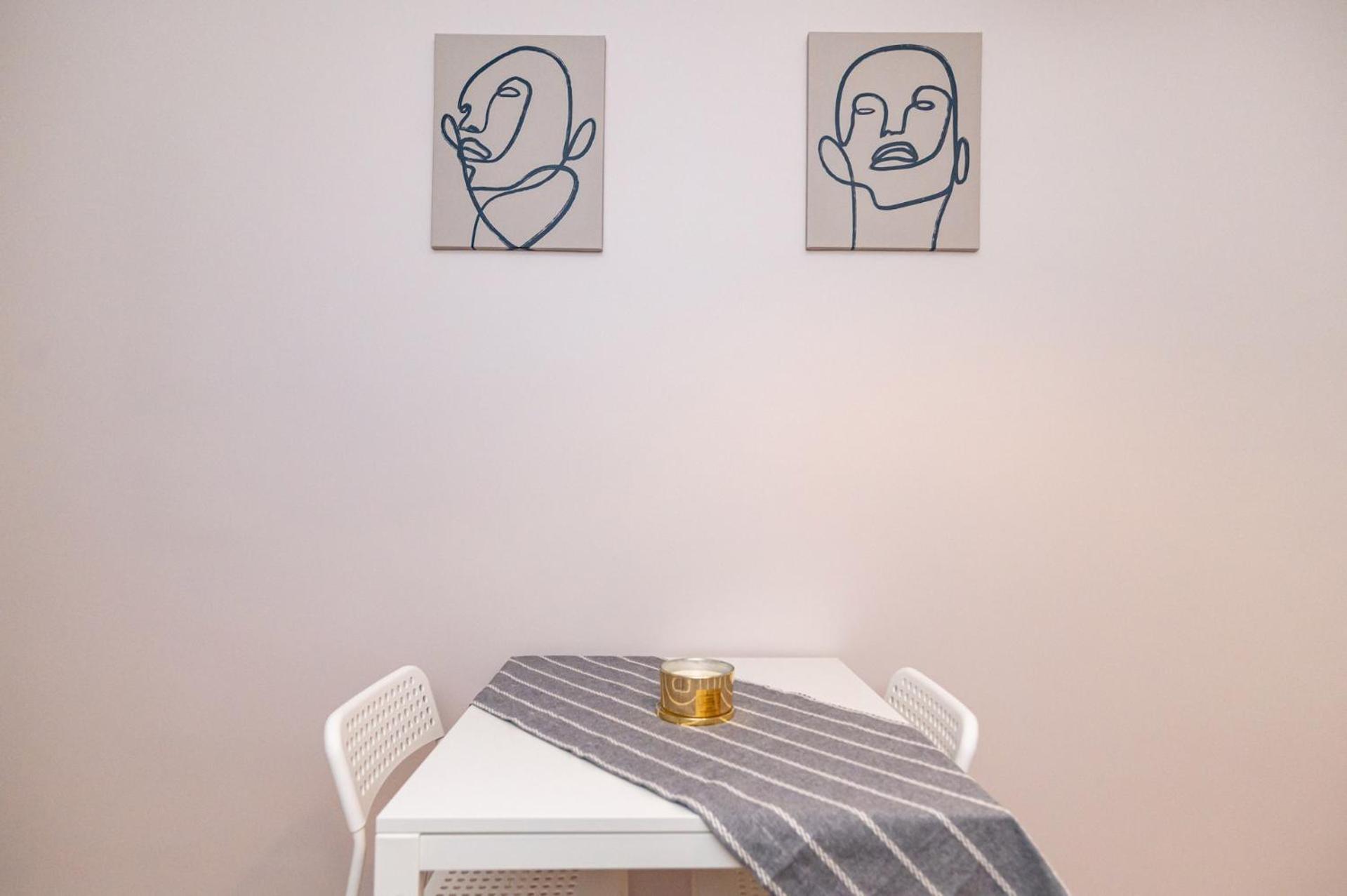 Appartement Regem Wola à Varsovie Extérieur photo