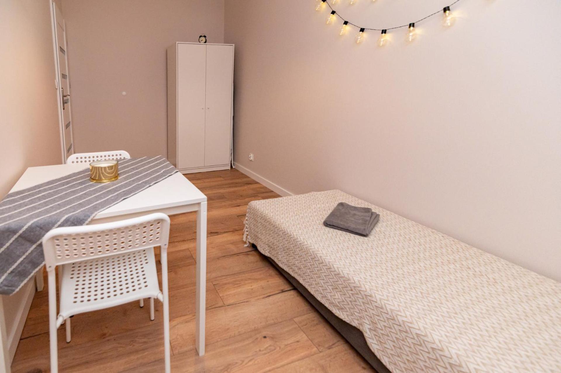 Appartement Regem Wola à Varsovie Extérieur photo