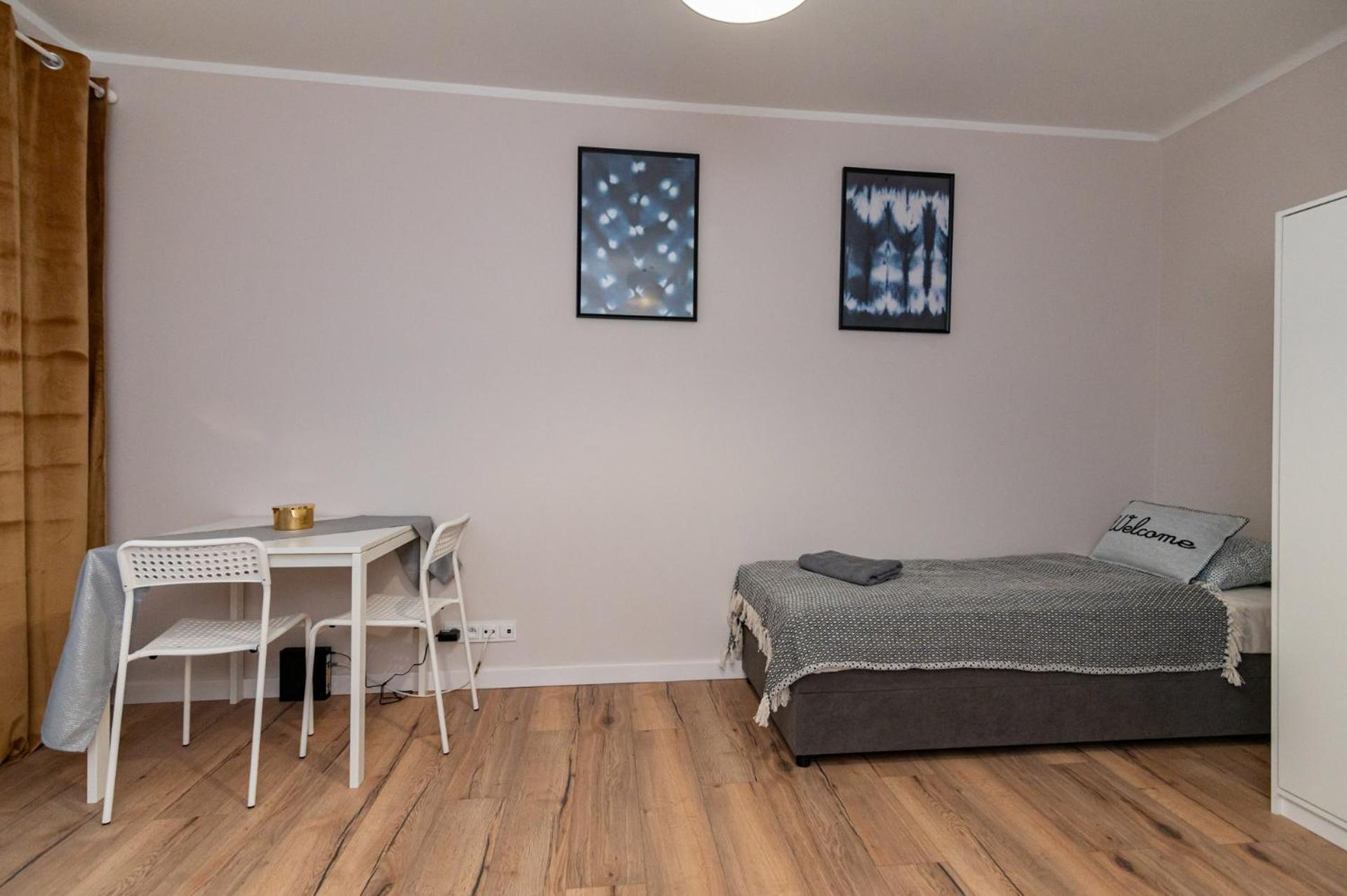 Appartement Regem Wola à Varsovie Extérieur photo
